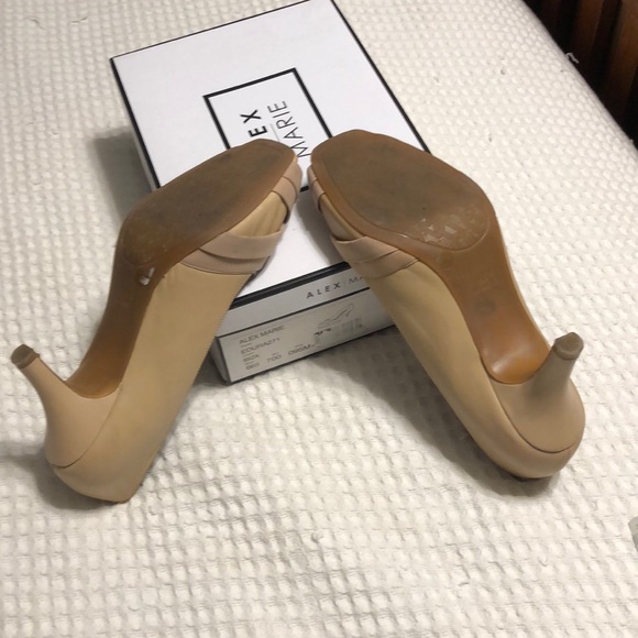 Open toed pump - Picture 3 of 4